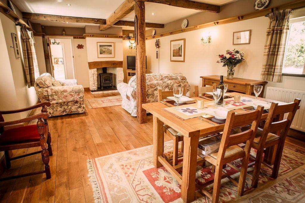 Charming Welsh Cottage Johnston Buitenkant foto